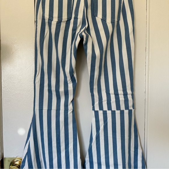 NWOT Striped Bell Bottom Demin Jeans - Picture 6 of 8